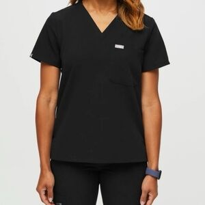 FIGS Catarina Black Scrub Top One Pocket Short Sleeve Size M Medical Uniform